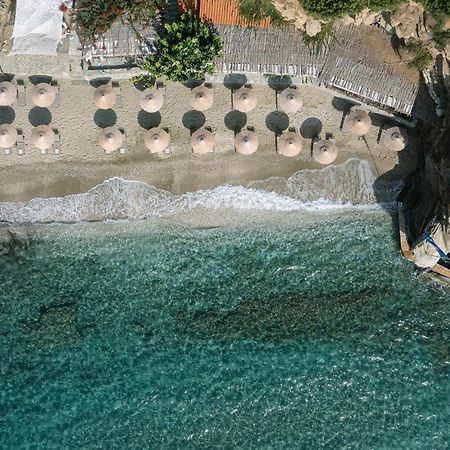 Aneroussa Beach Hotel Bací Kültér fotó