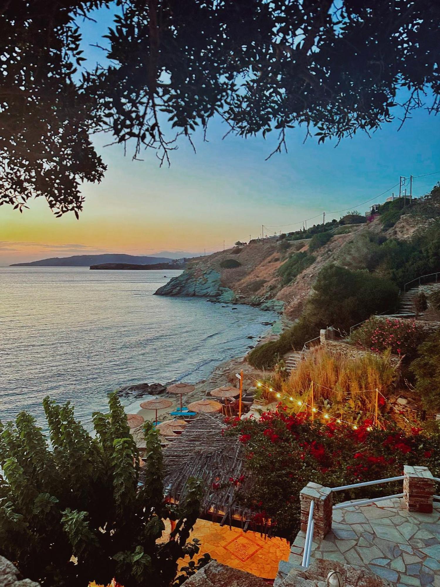 Aneroussa Beach Hotel Bací Kültér fotó