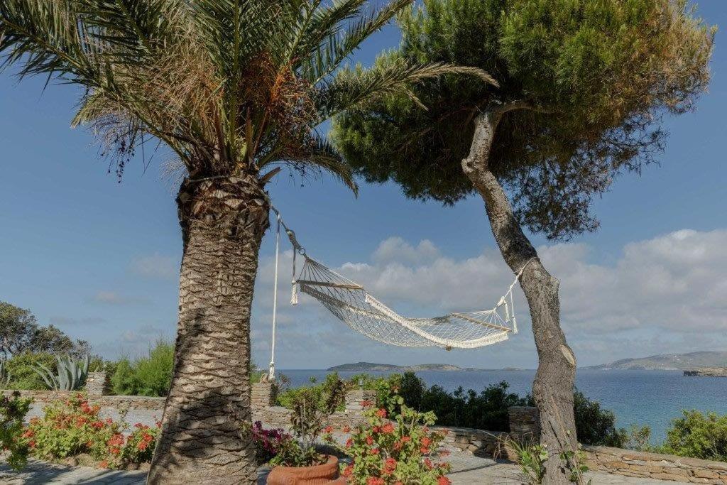 Aneroussa Beach Hotel Bací Kültér fotó
