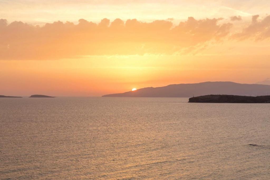 Aneroussa Beach Hotel Bací Kültér fotó