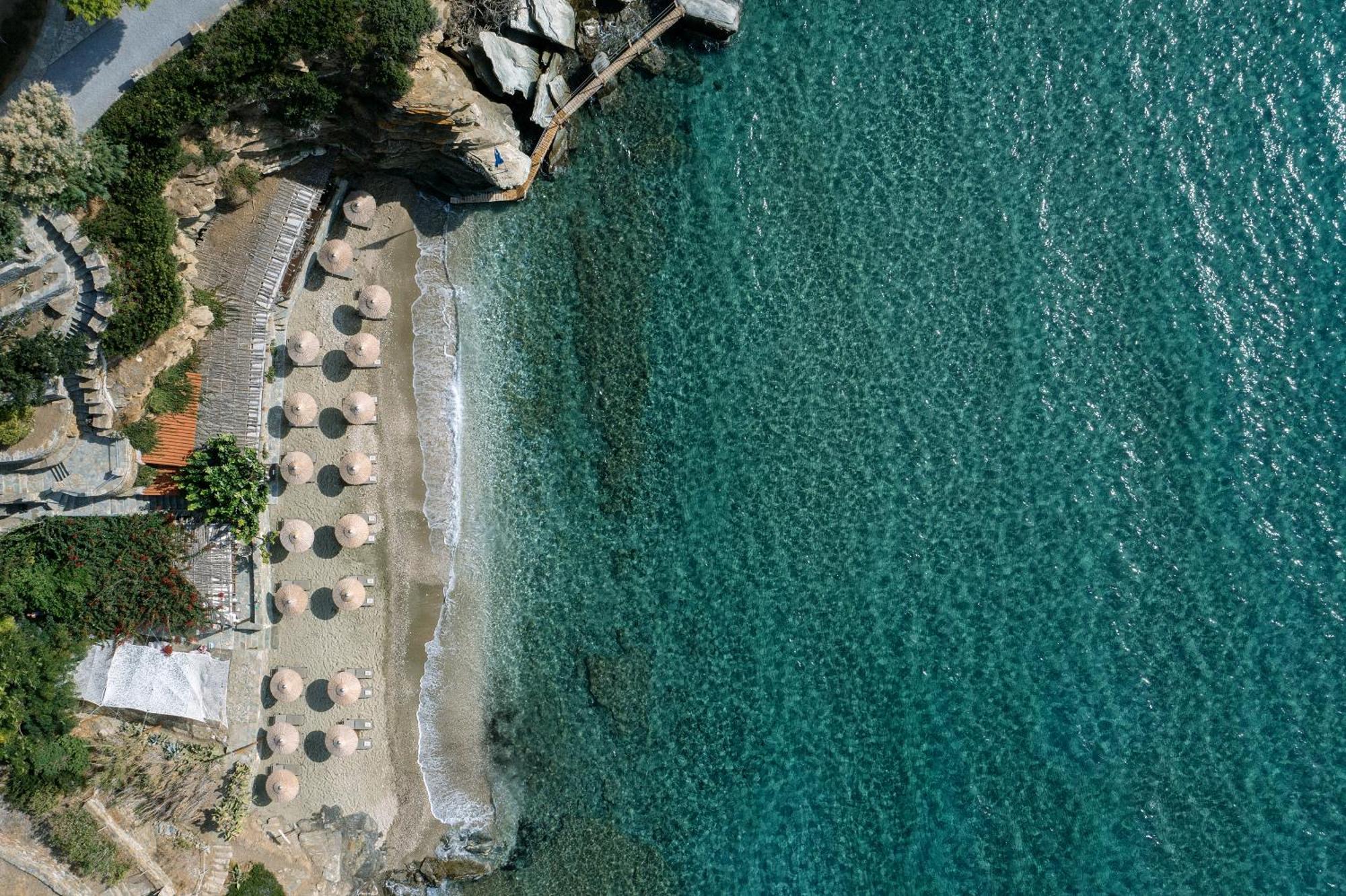 Aneroussa Beach Hotel Bací Kültér fotó