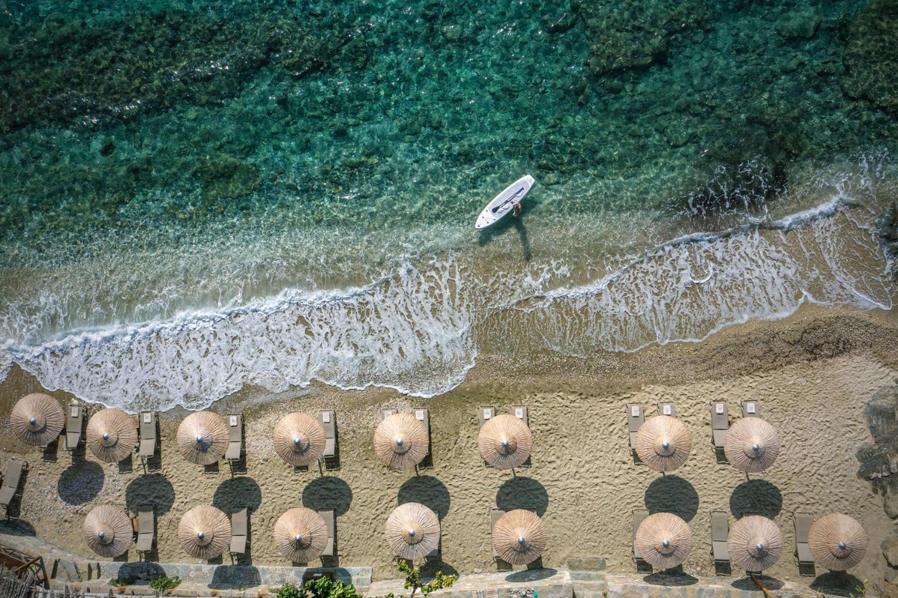 Aneroussa Beach Hotel Bací Kültér fotó